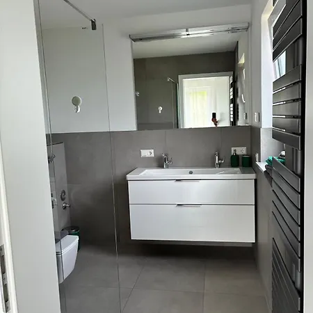 Eidem Apartment *